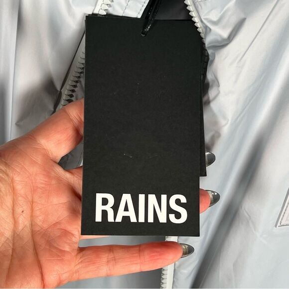 RAINS Sky blue Fuse Vest 🔥NWT🔥 Medium - Picture 8 of 11